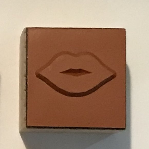 CHANEL Makeup 4 Piece Stamp Set - New in Box - Picture 8 of 15